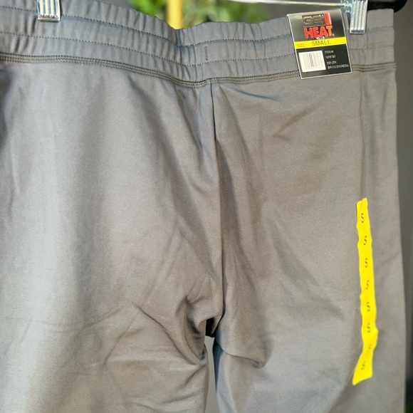 32 degrees Heat - Picture 8 of 10